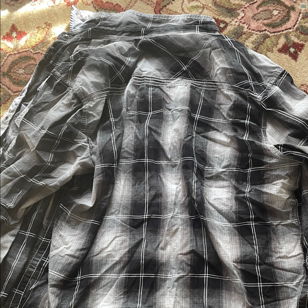 BKE Monochrome Plaid Button-Up - Picture 3 of 3